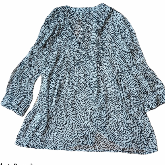 Joie silk hi low pleated feminine blouse - Picture 4 of 14